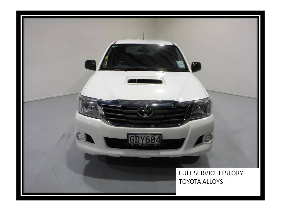 Toyota HILUX 2WD 2011 for sale in Auckland